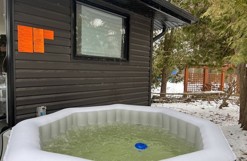 Lakefield House | Lakefield House Rental - Spacious 3-Bedroom Home on the Lake