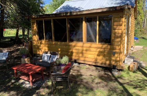 Havelock-Belmont-Methuen Cabin | Lakefront Cabin w pristine shoreline, private dock & fire pit