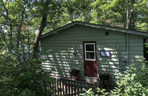 North Kawartha Cottage | Lakefront Cottage in Kawartha Highlands Provincial Park