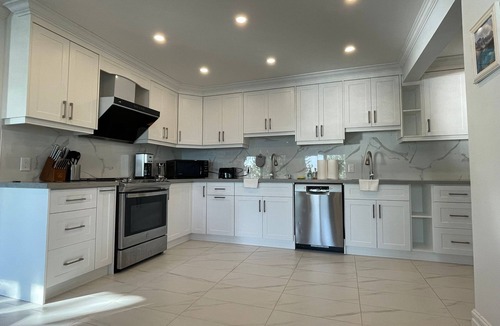 Valentia Cottage | Lakeside Retreat w/Swimming Pool & Hot Tub