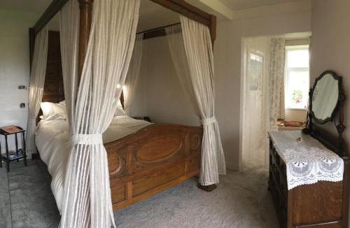 Peel Bed & Breakfast | Langtoft Manor