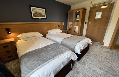 Thrussington Bed & Breakfast | Large Double or Twin Room with En-suite