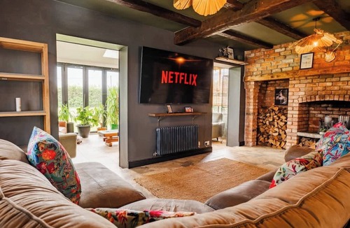 Wrexham House | Large farmhouse, heated pool, nr Chester, Parking