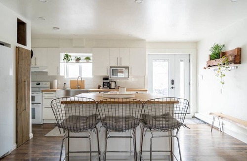 Kitchener Apartment | Large private deck near downtown