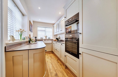 Bury St Edmunds House | Lark Cottage – 15 College Street, Bury st Edmunds