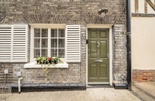 Bury St Edmunds House | Lark Cottage – 15 College Street, Bury st Edmunds