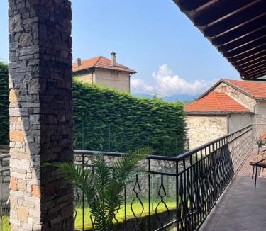 Armeno Apartment | Lejlighed i Bassola med privat parkering