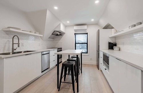 Leslieville Apartment | Leslieville 1BR Close to Queen St East