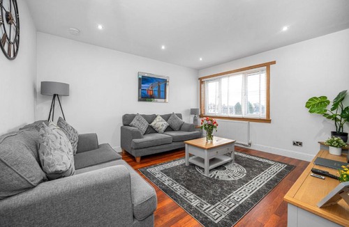 Dunfermline Apartment | Leys Park Executive Apartments