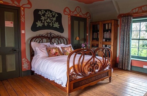 Scunthorpe House | Library Suite: Sleeps 4