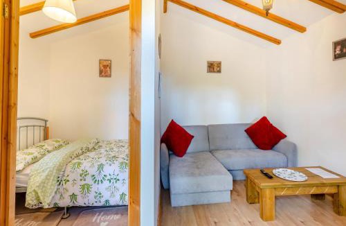 Newmarket House | Lion House- Uk45705