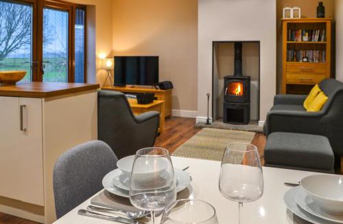 Ryther House | Little Acres Cottage