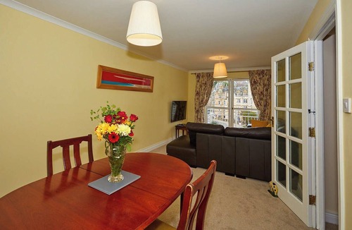 Oban Apartment | Little Bay View