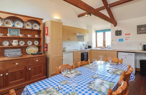 Saint Blazey Cottage | LITTLE OWL BARN, pet friendly, with a garden in Wellington
