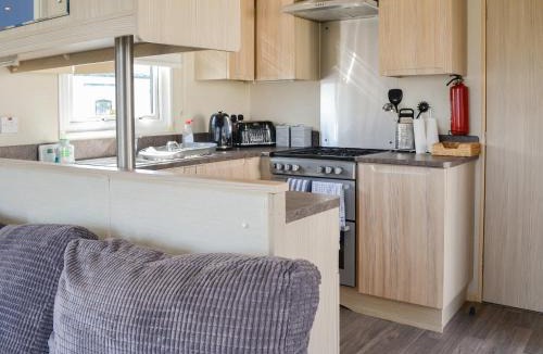 Stranraer House | Loch View