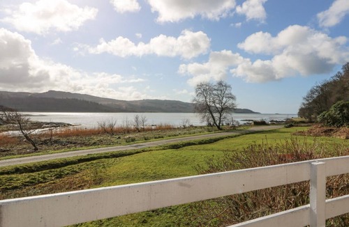 Lochgilphead Cabin | Lochead Chalet in Lochgilphead