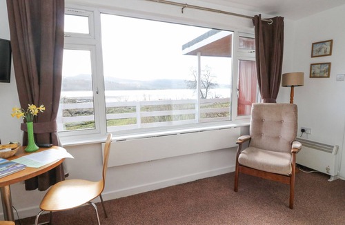 Lochgilphead Cottage | LOCHEAD CHALET, pet friendly, with a garden in Lochgilphead