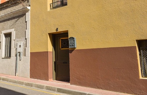 Sant Feliu de Guixols Apartment | Loft LOVE, charming, cozy, comfortable, centrally located, king bed (2-4 pax).