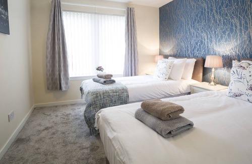 Tollcross Apartment | Lomond Serviced Apartments - Emirates