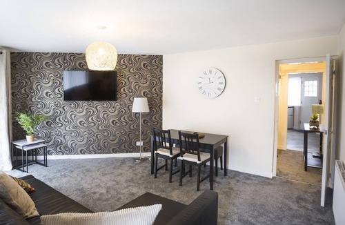 Tollcross Apartment | Lomond Serviced Apartments - Emirates