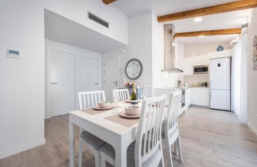 Banyoles Apartment | Lovely and bright apartment in the heart of Banyoles