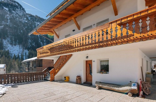 Canazei Apartment | Lovely apartment for 6 people with WIFI, TV and patio