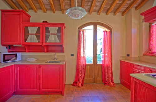 Poggibonsi Apartment | Lovely apartment for 4 guests with A/C, pool, WIFI and TV, close to San Gimignano