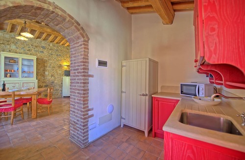 Poggibonsi Apartment | Lovely apartment for 4 guests with A/C, pool, WIFI and TV, close to San Gimignano
