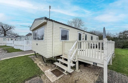 Saxmundham House | Lovely Caravan With Side Decking At Carlton Meres Holiday Park Ref 60038O