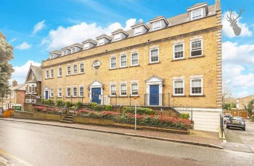 Brentwood Apartment | Lovely Central Brentwood Flat