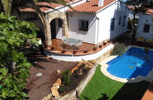 L'Escala House | Lovely House - Pool/Garden/Wi-Fi - Casa Palmera