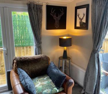 Cove Resort | Lovely new caravan by Loch Long