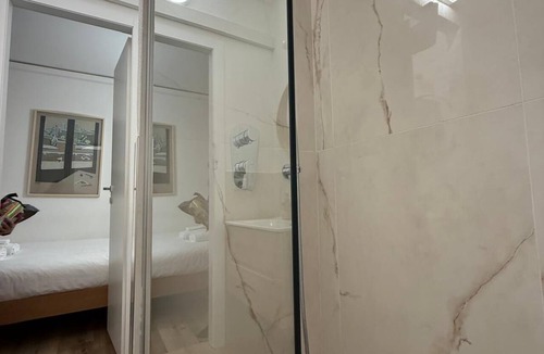 Central Station Apartment | Lovely newly renovated studio apartment in strategic location