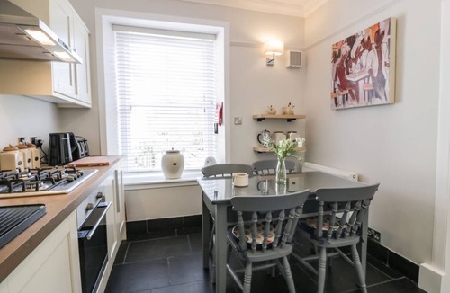 Airth Cottage | Lower Neuk in central Culross.