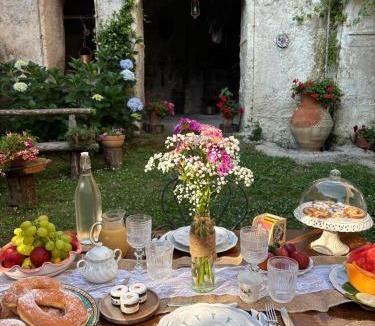 Tramonti Bed & Breakfast | Lucy's guest house Amalfi coast