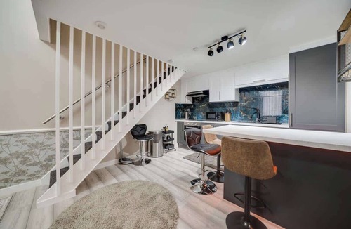 City Centre Glasgow Condo | Luxurious 2BR Apartment, Glasgow City Centre