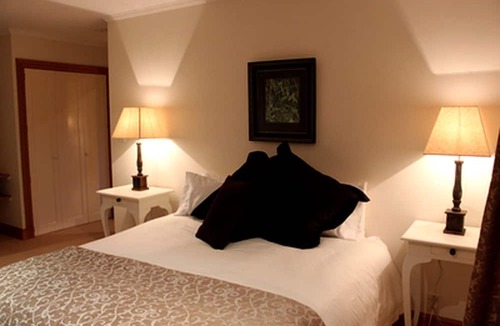 Ngatimoti Cabin | Luxurious Deluxe Suite in Lodge near Nelson in the Tasman Bay