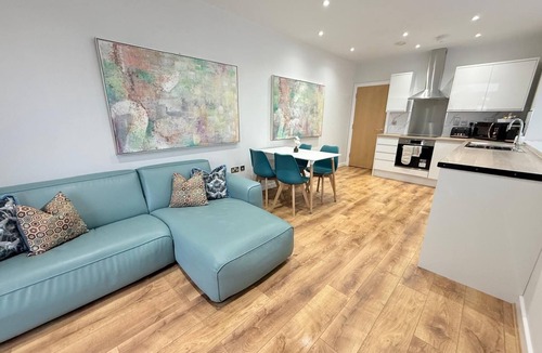 Bedford Apartment | Luxurious Penthouse Apartment