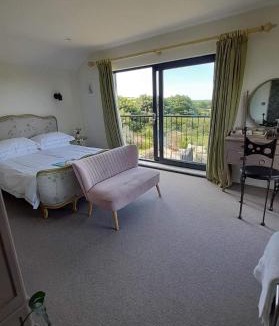 Saint Erth Praze House | Luxurious property set in the heart of Cornwall with breathtaking views -Rhubarb Cottage