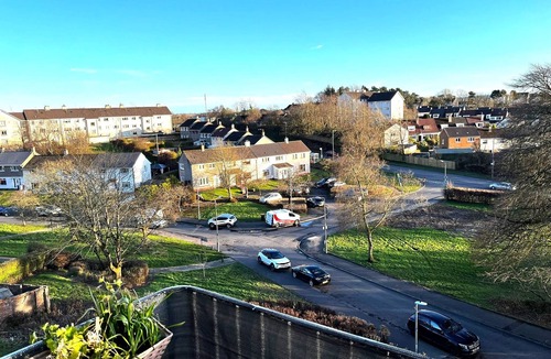 East Kilbride Apartment | Luxurious studio room in the heart of East Kilbride 10mins from a hospital