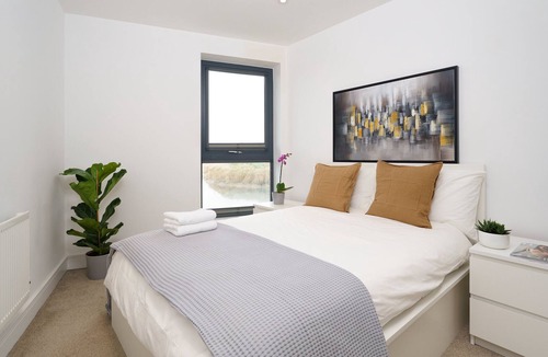 Lansbury Apartment | Luxury 1 Bedroom Apartment near Canary Wharf