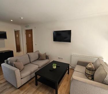 Balmaha Apartment | Luxury 1 Bedroom apartment LL