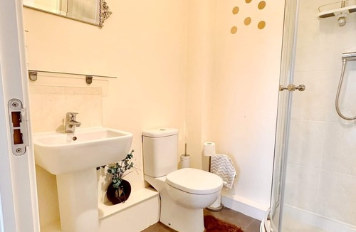 Wolverhampton Apartment | Luxury 2bed Apartment in Wolverhampton