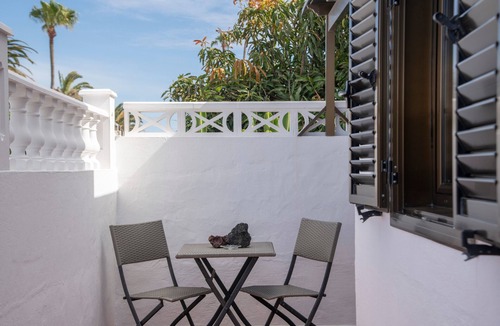 Playa Honda Apartment | Luxury Apartment Casa Emma