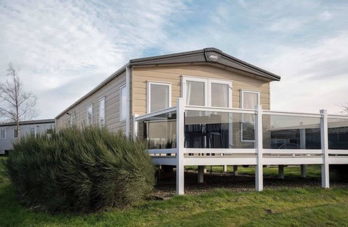 Prestonpans House | Luxury at Seton Sands | Beach Access | Starlink