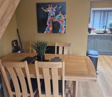 Dingwall House | Luxury Cosy Snug for up to 4 guests