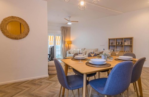 Cercadilla-Medina Azahara Apartment | Luxury Downtown Station Córdoba