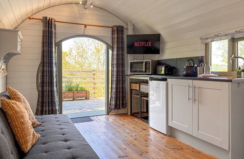 Sutton-in-Craven Cottage | Luxury farm stays made simple.