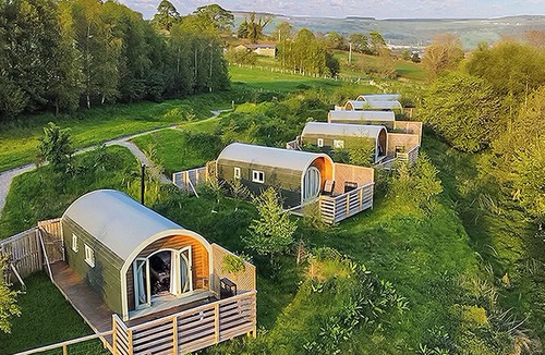 Sutton-in-Craven Cottage | Luxury farm stays made simple.