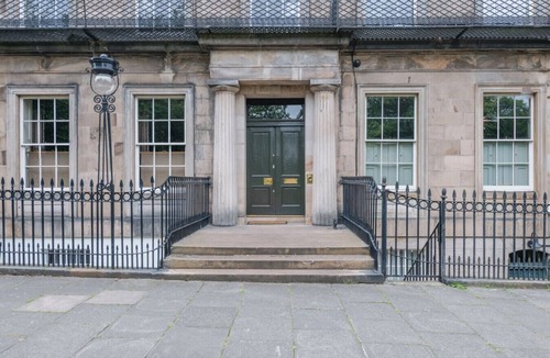 New Town Villa | Luxury Georgian Terrace, with superb views of Arthur`s seat